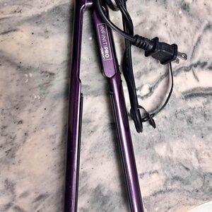 Hair Straightener – Works Great, Clean, Fast Heating